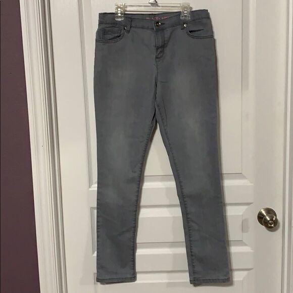 Skinny Jeans - Picture 1 of 3